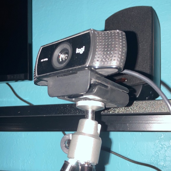 Logitech Webcam! - Picture 2 of 3